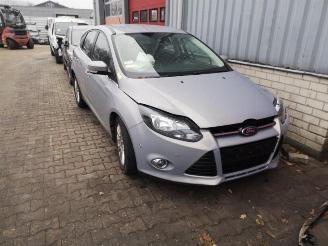 Vrakbiler auto Ford Focus Focus 3, Hatchback, 2010 / 2020 1.0 Ti-VCT EcoBoost 12V 125 2014/0