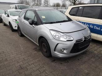 Coche siniestrado Citroën DS3 DS3 (SA), Hatchback, 2009 / 2015 1.4 16V VTi 2012