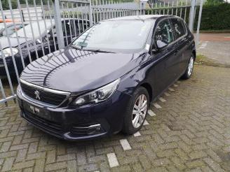 Uttjänta bilar auto Peugeot 308 308 (L3/L8/LB/LH/LP), Hatchback 5-drs, 2013 / 2021 1.5 BlueHDi 130 2018