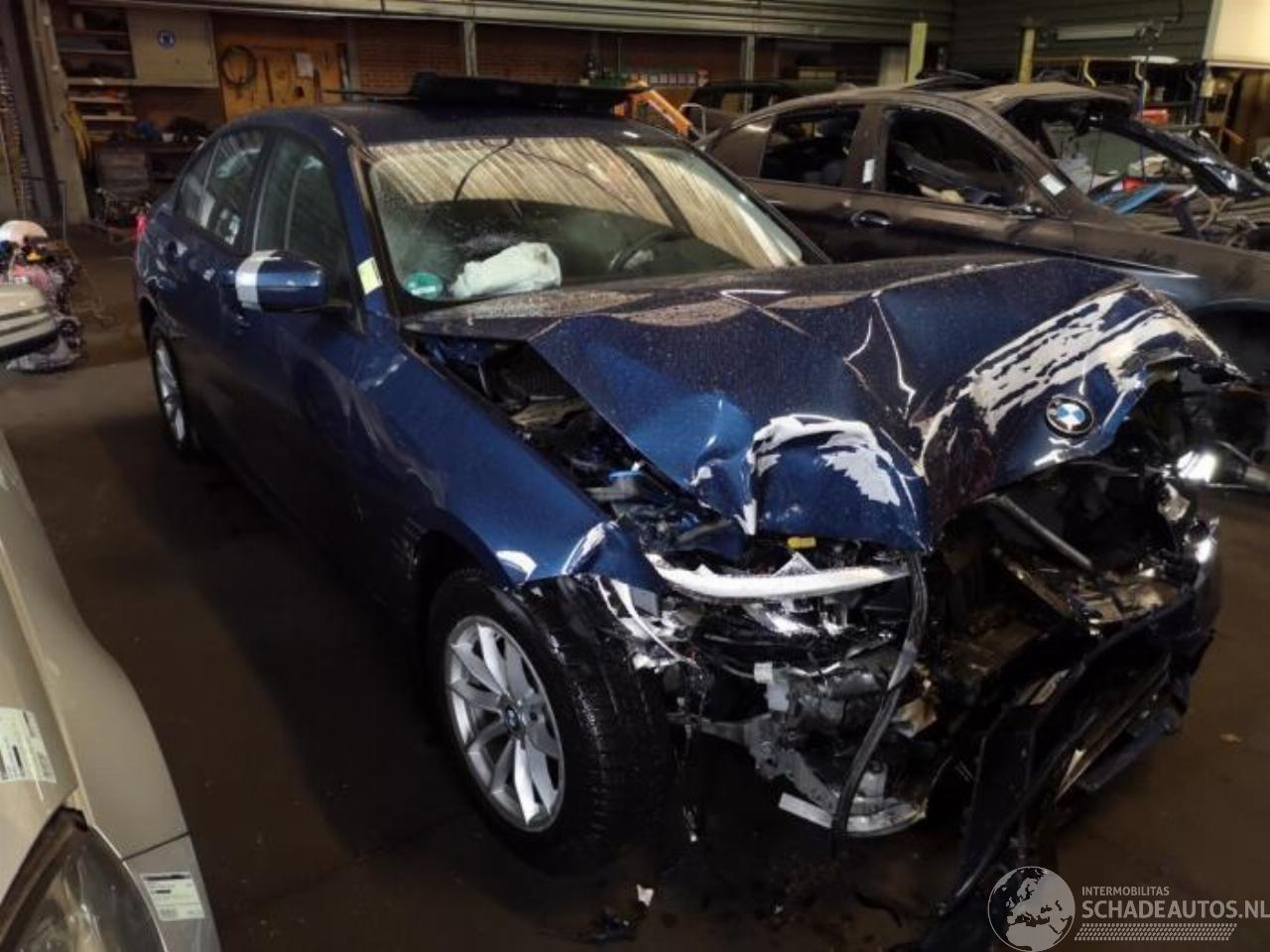 BMW 3-serie 3 serie (G20), Sedan, 2018 320i 2.0 TwinPower Turbo 16V