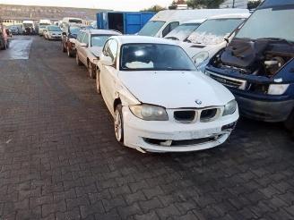 demontáž osobní automobily BMW 1-serie 1 serie (E81), Hatchback 3-drs, 2006 / 2012 116d 16V 2011