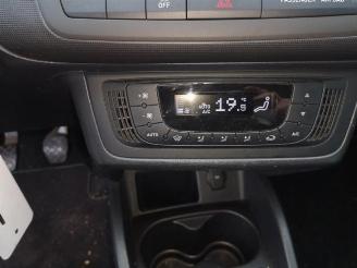 Seat Ibiza Ibiza IV SC (6J1), Hatchback 3-drs, 2008 / 2016 1.2 TSI picture 17