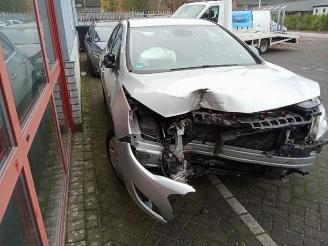 Opel Astra Astra J (PC6/PD6/PE6/PF6), Hatchback 5-drs, 2009 / 2015 1.4 Turbo 16V picture 4