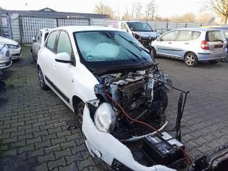 Vrakbiler auto Renault Twingo Twingo III (AH), Hatchback 5-drs, 2014 1.0 SCe 75 12V 2019/5