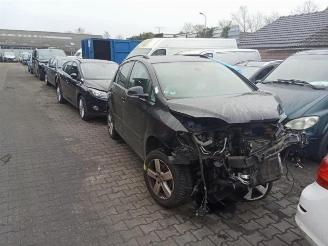 Salvage car Volkswagen Golf plus Golf Plus (5M1/1KP), MPV, 2005 / 2013 1.6 TDI 16V 105 2011