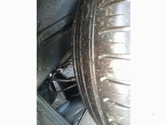 Peugeot 108 108, Hatchback, 2014 1.0 12V picture 13