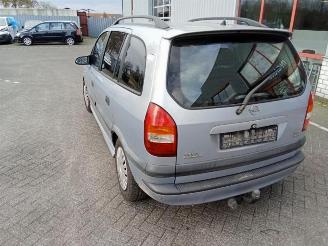 Opel Zafira Zafira (F75), MPV, 1998 / 2005 1.8 16V picture 5