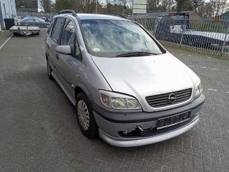 Opel Zafira Zafira (F75), MPV, 1998 / 2005 1.8 16V picture 2