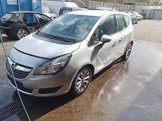 skadebil auto Opel Meriva Meriva (B), MPV, 2010 / 2017 1.4 16V Ecotec 2016/3