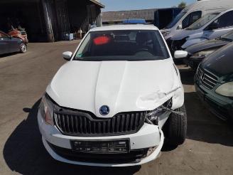 Vrakbiler auto Skoda Fabia Fabia III Combi (NJ5), Combi 5-drs, 2014 / 2022 1.2 TSI 16V Greentech 2015/6