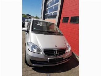 Vrakbiler auto Mercedes A-klasse A (W169), Hatchback, 2004 / 2012 1.5 A-160 2012/0