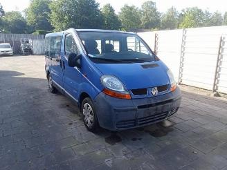 Vrakbiler auto Renault Trafic Trafic New (JL), Bus, 2001 / 2015 1.9 dCi 100 16V 2003/2