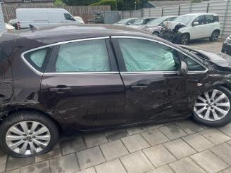 Opel Astra Astra J (PC6/PD6/PE6/PF6), Hatchback 5-drs, 2009 / 2015 1.4 Turbo 16V picture 5