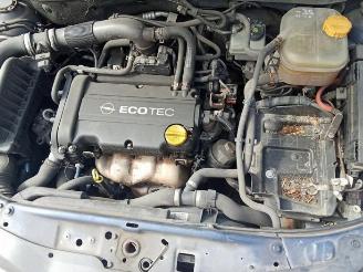 Opel Astra Astra H (L48), Hatchback 5-drs, 2004 / 2010 1.4 16V Twinport picture 5
