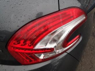 Peugeot 208 208 I (CA/CC/CK/CL), Hatchback, 2012 / 2019 1.2 Vti 12V PureTech 82 picture 28