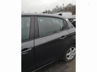 Peugeot 208 208 I (CA/CC/CK/CL), Hatchback, 2012 / 2019 1.2 Vti 12V PureTech 82 picture 23