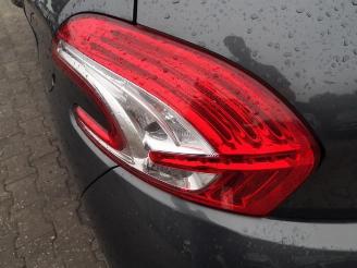 Peugeot 208 208 I (CA/CC/CK/CL), Hatchback, 2012 / 2019 1.2 Vti 12V PureTech 82 picture 27