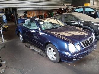 Mercedes CLK CLK (R208), Cabrio, 1997 / 2002 3.2 320 V6 18V picture 2