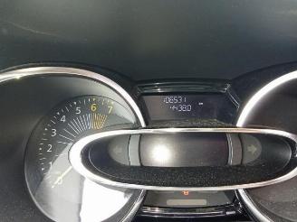 Autoverwertung Renault Clio Clio IV (5R), Hatchback 5-drs, 2012 / 2021 0.9 Energy TCE 90 12V 2015