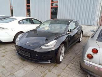 Auto da rottamare Tesla Model 3 Model 3, Sedan, 2017 Standard RWD Plus 60 kWh 2019/12