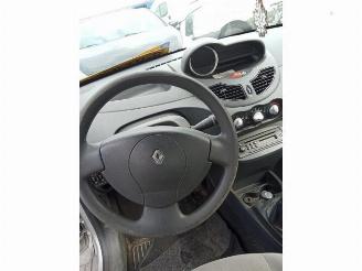 Renault Twingo Twingo II (CN), Hatchback 3-drs, 2007 / 2014 1.2 16V picture 7