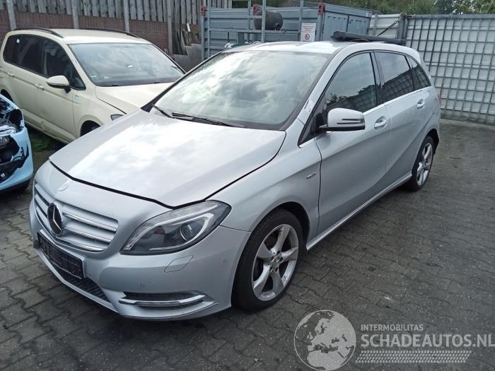 Mercedes B-klasse B (W246/W242), Hatchback, 2011 / 2018 1.8 B-180 CDI BlueEFFICIENCY 16V