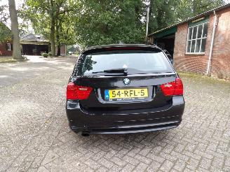 BMW 3-serie 318I automaat station picture 7