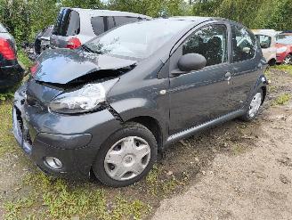 Vrakbiler auto Toyota Aygo 1.0-12V Access 2009/11