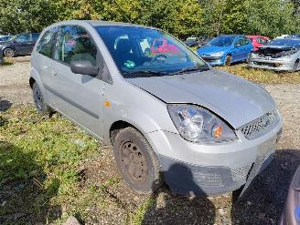Vrakbiler auto Ford Fiesta 1.3-8V Cool & Sound 2007/7
