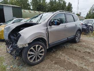  Nissan Qashqai+2 2.0 Optima 2010/3