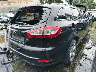Vrakbiler auto Ford Mondeo Wagon 2.0 TDCi 140pk Titanium 2013/4