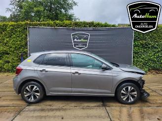 Salvage car Volkswagen Polo Polo VI (AW1), Hatchback 5-drs, 2017 1.0 MPI 12V 2021