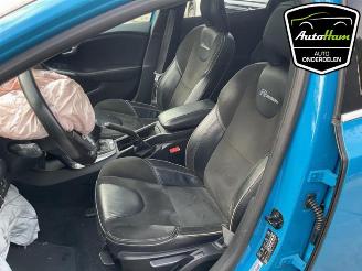 Volvo V-40 V40 (MV), Hatchback 5-drs, 2012 / 2019 1.6 T3 GTDi 16V picture 16