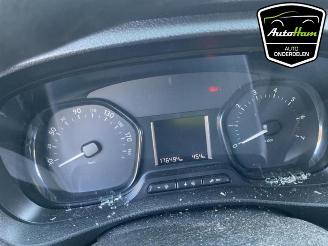 Toyota ProAce ProAce, Van, 2016 1.6 D-4D 95 16V Worker picture 13