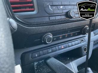 Toyota ProAce ProAce, Van, 2016 1.6 D-4D 95 16V Worker picture 15