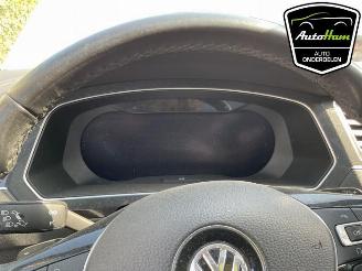 Volkswagen Tiguan Tiguan (AD1), SUV, 2016 / 2024 2.0 TSI 16V 4Motion picture 15