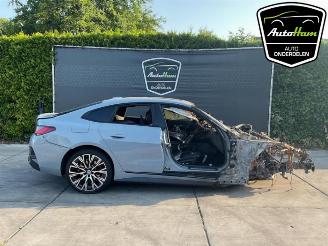 Vrakbiler auto BMW i4 i4 (G26), Sedan, 2021 eDrive40 84 kWh 2023/2