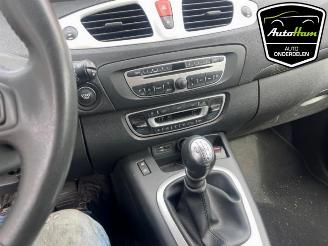 Renault Grand-scenic Grand Scenic III (JZ), MPV, 2009 / 2016 1.4 16V TCe 130 picture 14