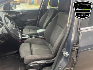 Opel Astra Astra J Sports Tourer (PD8/PE8/PF8), Combi, 2010 / 2015 1.6 CDTI 16V picture 11