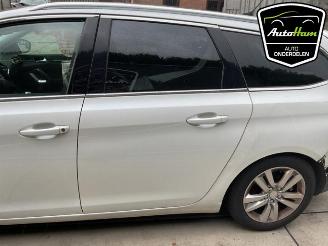 Peugeot 308 308 SW (L4/L9/LC/LJ/LR), Combi 5-drs, 2014 / 2021 1.6 BlueHDi 120 picture 9