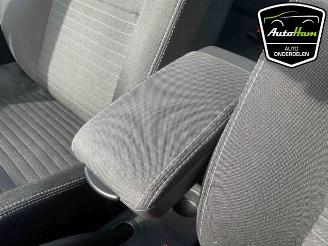 Renault Clio Clio IV Estate/Grandtour (7R), Combi 5-drs, 2012 / 2021 0.9 Energy TCE 90 12V picture 32