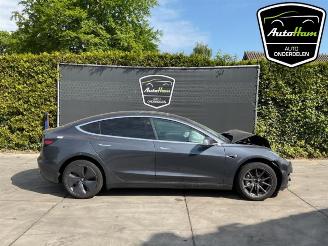 demontáž osobní automobily Tesla Model 3 Model 3, Sedan, 2017 Long Range AWD 75 kWh 2020/6