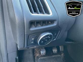 Ford Focus Focus 3, Hatchback, 2010 / 2020 1.5 EcoBoost 16V 150 picture 17