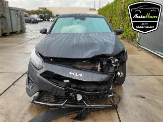 Kia Cee d Ceed (CDB5/CDBB), Hatchback 5-drs, 2018 1.5 T-GDI 16V picture 3