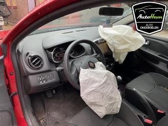 Renault Clio Clio IV Estate/Grandtour (7R), Combi 5-drs, 2012 / 2021 0.9 Energy TCE 12V picture 15