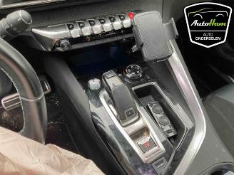 Peugeot 5008 5008 II (M4/MC/MJ/MR), MPV, 2016 / 2024 1.2 12V e-THP PureTech 130 picture 20