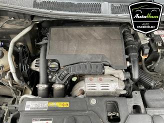 Peugeot 5008 5008 II (M4/MC/MJ/MR), MPV, 2016 / 2024 1.2 12V e-THP PureTech 130 picture 13