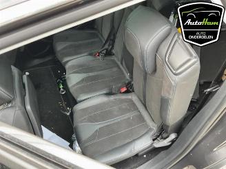 Peugeot 5008 5008 II (M4/MC/MJ/MR), MPV, 2016 / 2024 1.2 12V e-THP PureTech 130 picture 22