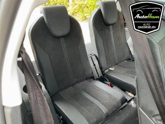 Peugeot 5008 5008 II (M4/MC/MJ/MR), MPV, 2016 / 2024 1.2 12V e-THP PureTech 130 picture 25