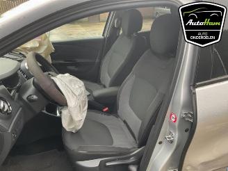 Renault Captur Captur (2R), SUV, 2013 0.9 Energy TCE 12V picture 25